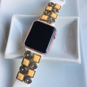 🛍💞3/$50 👛🛍 Apple Watch Jewelry